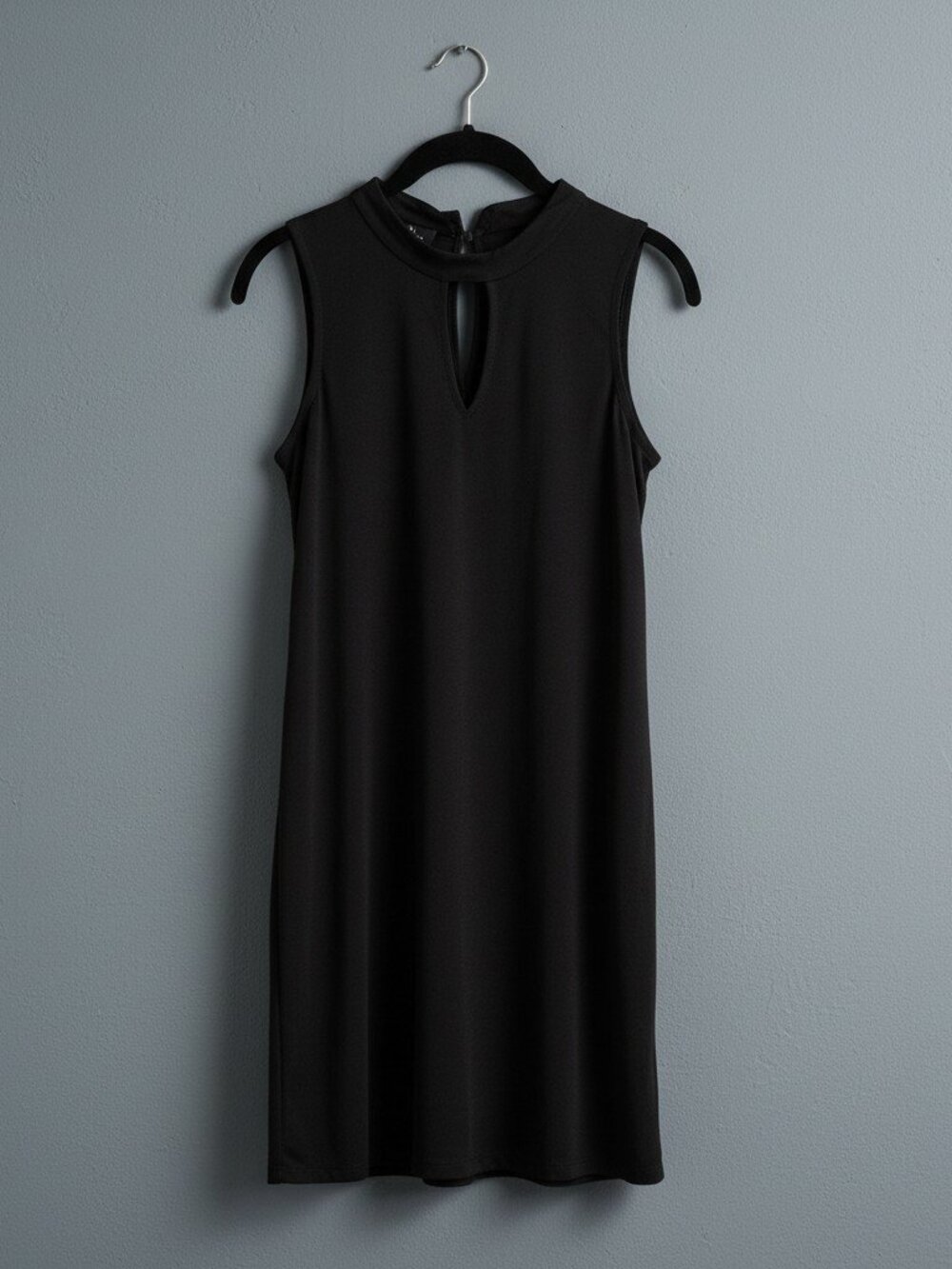 I.N. San Francisco Black Keyhole Sleeveless Mini Dress Size Small Straight Fit